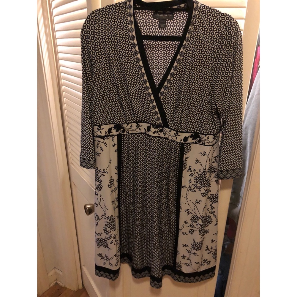 Black white floral maternity dress